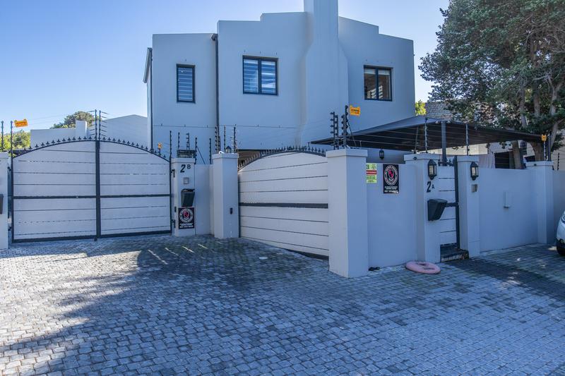 To Let 3 Bedroom Property for Rent in Constantia Western Cape